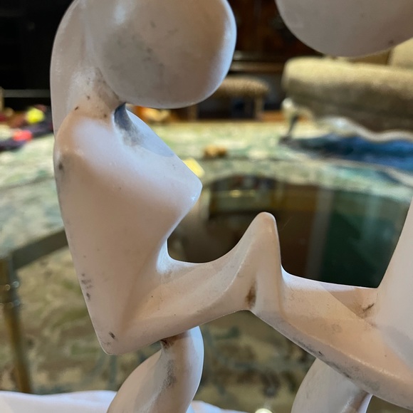 CERAMIC MALE AND FEMALE STATUE - Picture 3 of 8